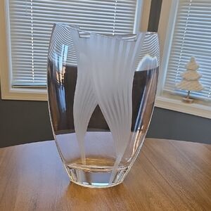 Mikasa Frosted Clear Glass Vase